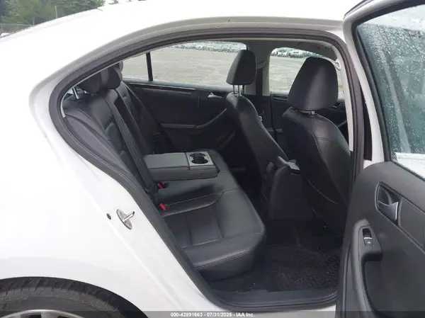 3VWL17AJ8GM395429 2016 VOLKSWAGEN JETTA - Image 8