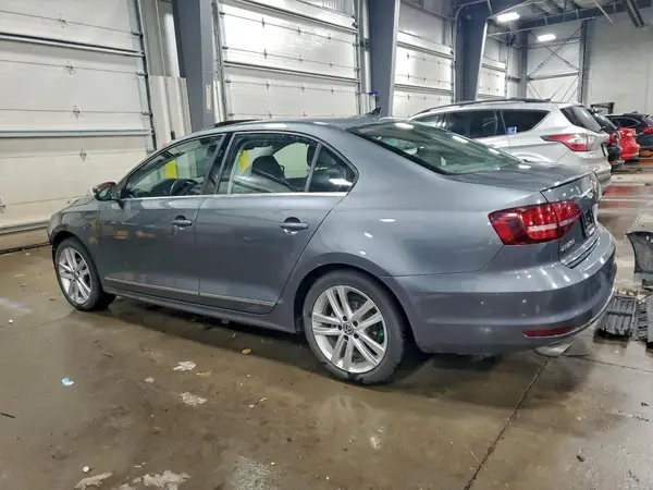 3VWL17AJ8HM211415 2017 VOLKSWAGEN JETTA - Image 2