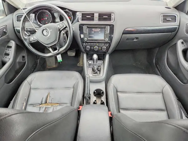 3VWL17AJ8HM242633 2017 VOLKSWAGEN JETTA - Image 8