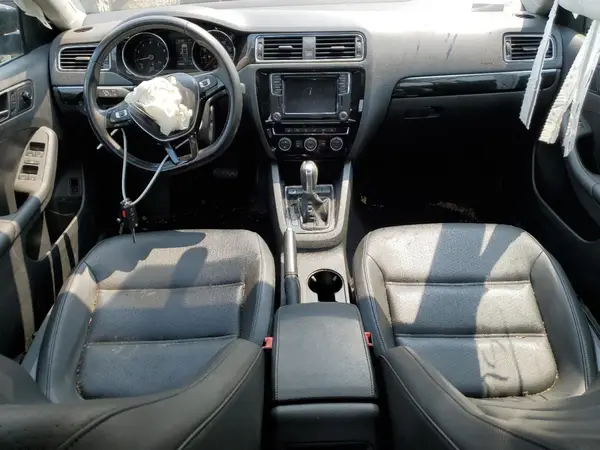 3VWL17AJ8HM274983 2017 VOLKSWAGEN JETTA - Image 6