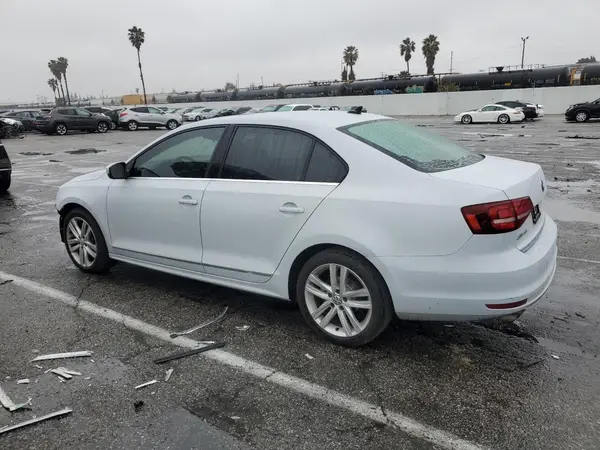 3VWL17AJ8HM292447 2017 VOLKSWAGEN JETTA - Image 2