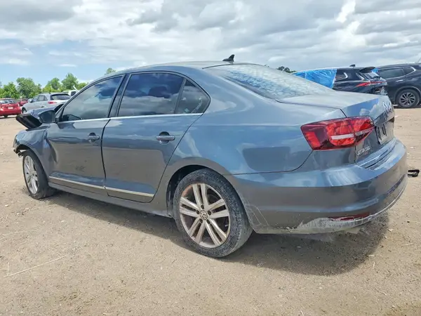 3VWL17AJ8HM365932 2017 VOLKSWAGEN JETTA - Image 2