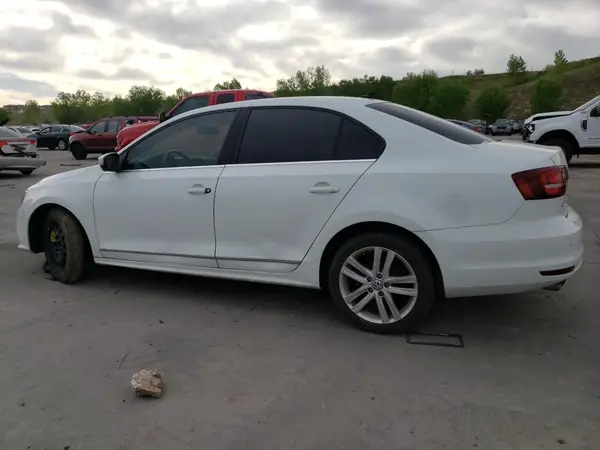 3VWL17AJ8HM370709 2017 VOLKSWAGEN JETTA - Image 2