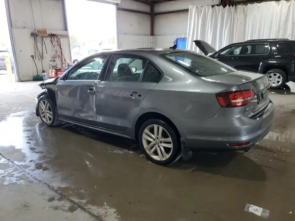 3VWL17AJ8HM384187 2017 VOLKSWAGEN JETTA - Image 2