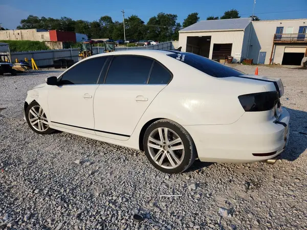 3VWL17AJ8HM399983 2017 VOLKSWAGEN JETTA - Image 2