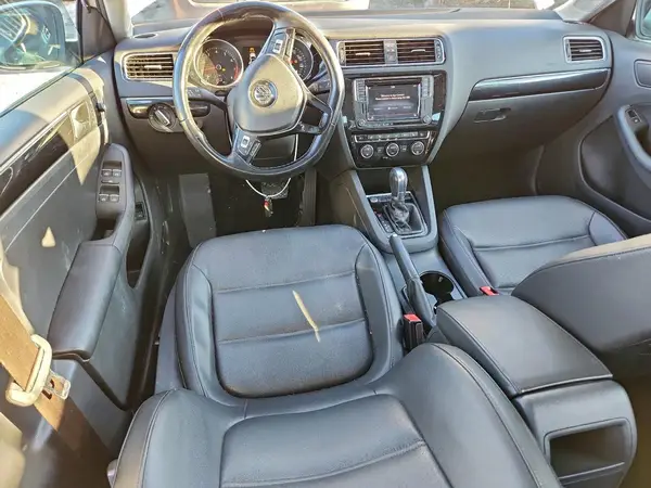 3VWL17AJ8HM403451 2017 VOLKSWAGEN JETTA - Image 8
