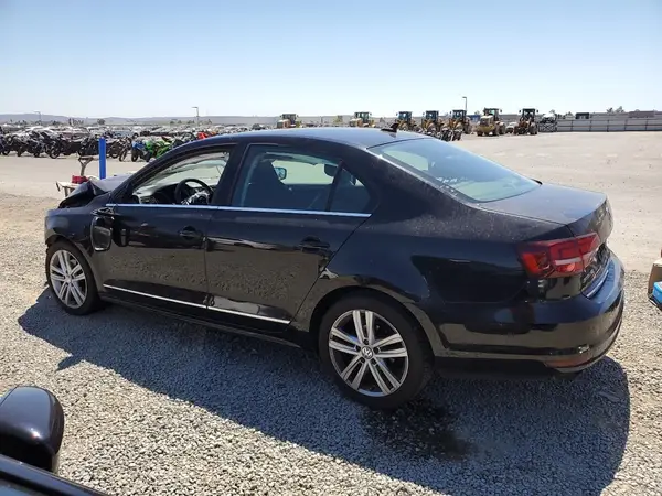 3VWL17AJ8HM414188 2017 VOLKSWAGEN JETTA - Image 2