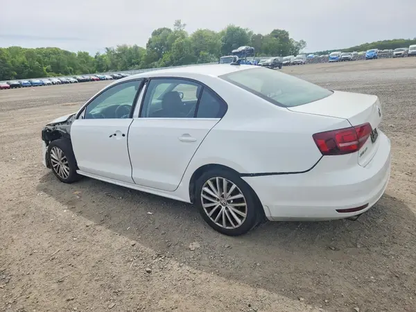 3VWL17AJ9GM203435 2016 VOLKSWAGEN JETTA - Image 2