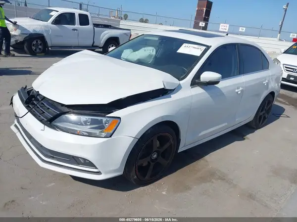 3VWL17AJ9GM212099 2016 VOLKSWAGEN JETTA - Image 2