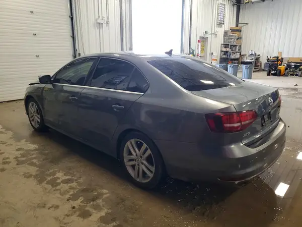 3VWL17AJ9HM331546 2017 VOLKSWAGEN JETTA - Image 2