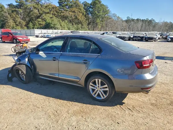 3VWL17AJ9HM385106 2017 VOLKSWAGEN JETTA - Image 2