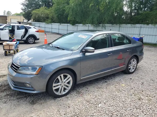 3VWL17AJ9HM407735 2017 VOLKSWAGEN JETTA - Image 1
