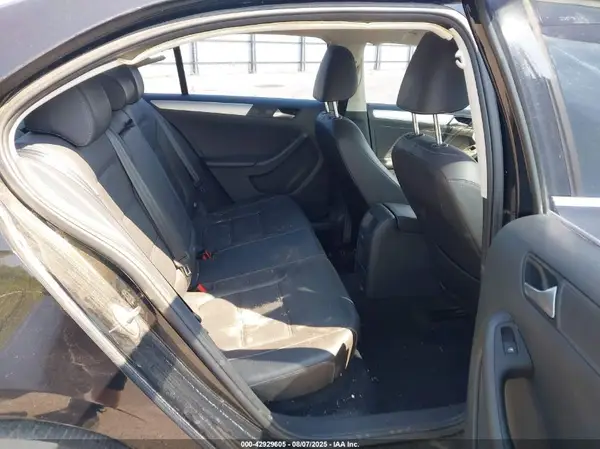 3VWL17AJ9JM244848 2018 VOLKSWAGEN JETTA - Image 8