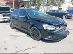 3VWL17AJXGM211141 2016 VOLKSWAGEN JETTA