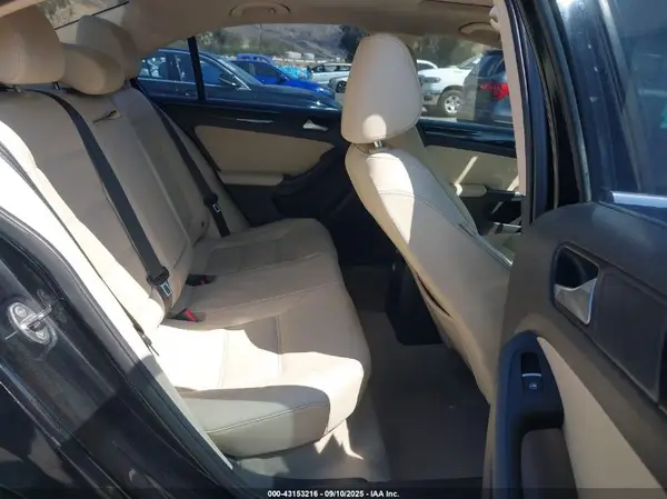 3VWL17AJXGM211141 2016 VOLKSWAGEN JETTA - Image 8