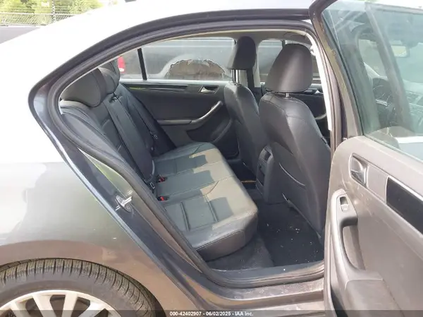3VWL17AJXGM256550 2016 VOLKSWAGEN JETTA - Image 8
