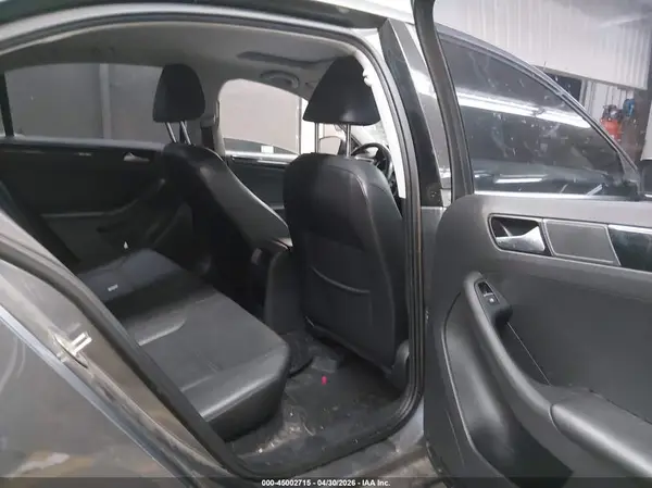 3VWL17AJXHM205843 2017 VOLKSWAGEN JETTA - Image 8