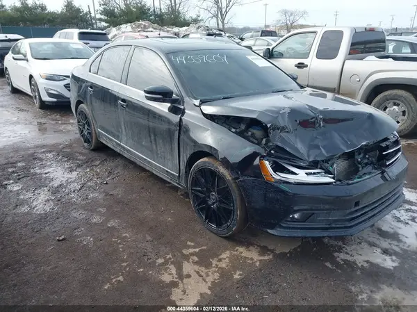3VWL17AJXHM225820 2017 VOLKSWAGEN JETTA - Image 1