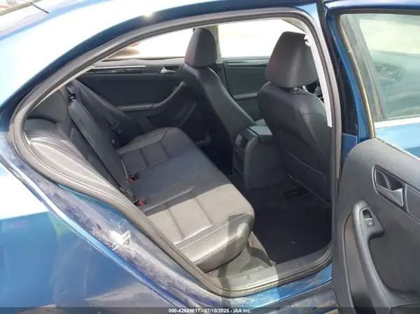 3VWL17AJXHM304792 2017 VOLKSWAGEN JETTA - Image 8