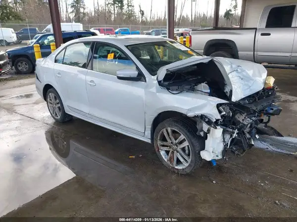 3VWL17AJXHM363647 2017 VOLKSWAGEN JETTA - Image 1