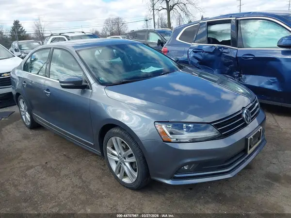 3VWL17AJXHM413172 2017 VOLKSWAGEN JETTA - Image 1
