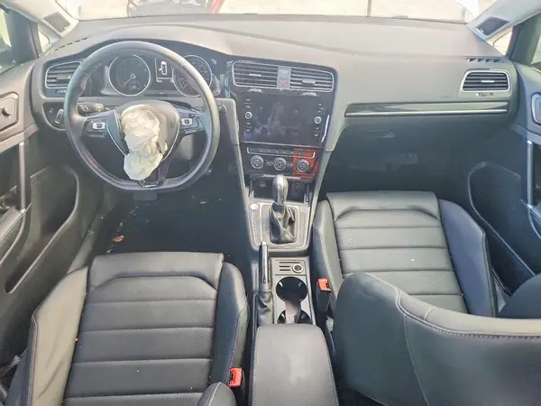 3VWL17AU5JM757251 2018 VOLKSWAGEN GOLF - Image 8