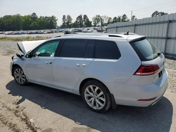 3VWL17AU8JM757499 2018 VOLKSWAGEN GOLF - Image 2