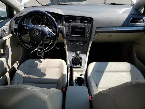 3VWM17AU0HM528782 2017 VOLKSWAGEN GOLF - Image 8