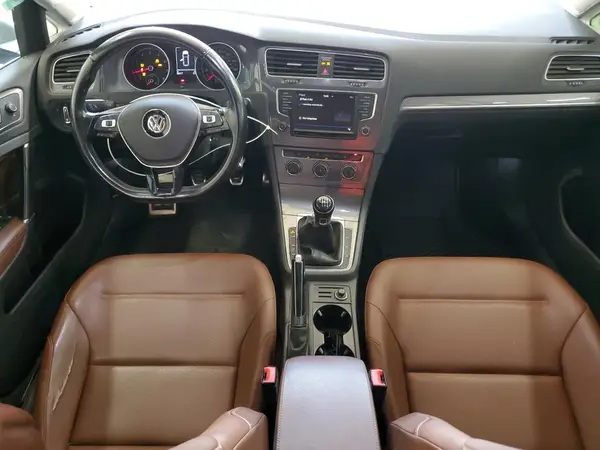 3VWM17AU0HM537997 2017 VOLKSWAGEN GOLF - Image 8