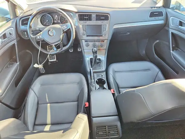 3VWM17AU0HM539796 2017 VOLKSWAGEN GOLF - Image 8