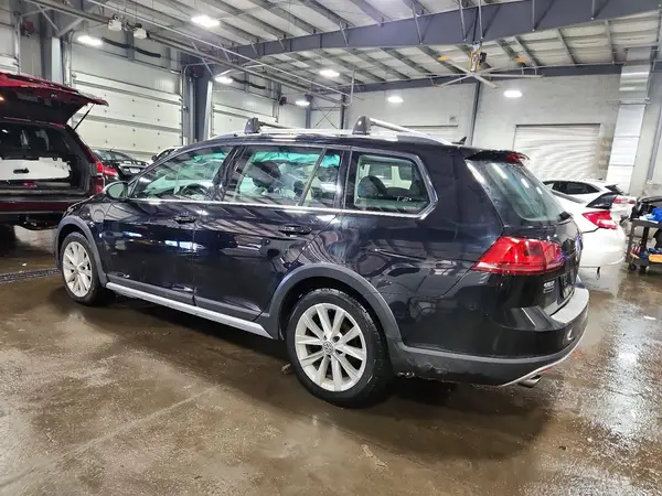 3VWM17AU0HM544321 2017 VOLKSWAGEN GOLF - Image 2