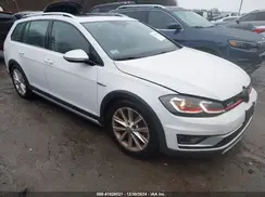 3VWM17AU0KM510208 2019 VOLKSWAGEN GOLF