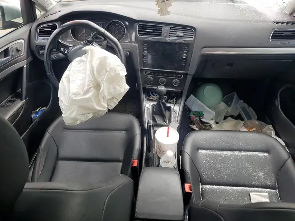 3VWM17AU1JM756912 2018 VOLKSWAGEN GOLF - Image 8