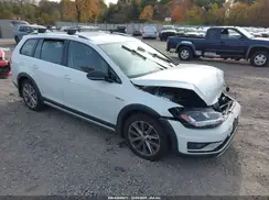 3VWM17AU2JM767675 2018 VOLKSWAGEN GOLF