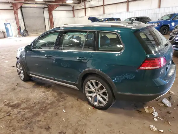 3VWM17AU2KM509075 2019 VOLKSWAGEN GOLF - Image 2