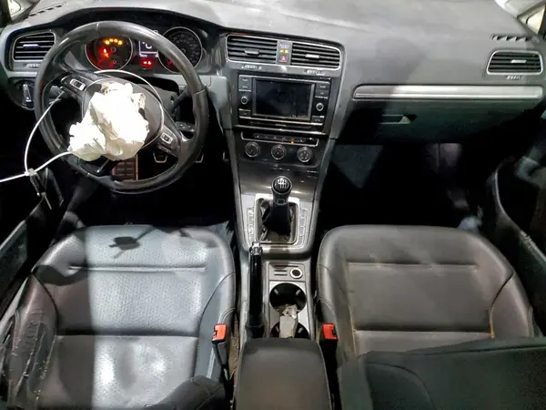 3VWM17AU3JM754708 2018 VOLKSWAGEN GOLF - Image 8
