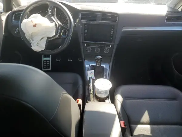 3VWM17AU3JM768642 2018 VOLKSWAGEN GOLF - Image 8