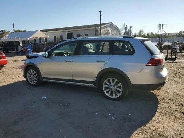 3VWM17AU4HM530163 2017 VOLKSWAGEN GOLF - Image 2