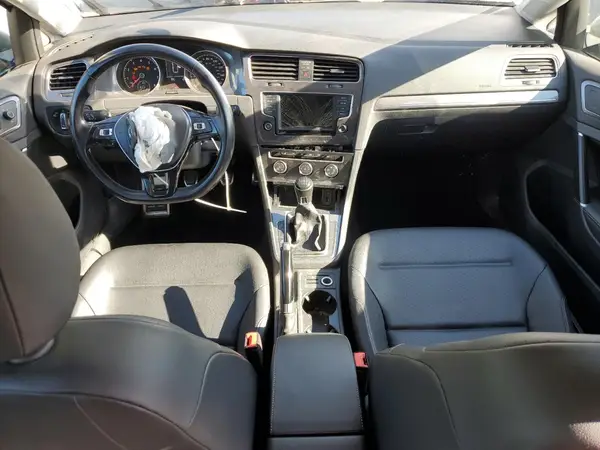 3VWM17AU4HM530163 2017 VOLKSWAGEN GOLF - Image 8