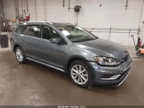 3VWM17AU6KM509161 2019 VOLKSWAGEN GOLF - Image 1