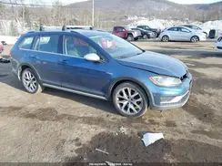 3VWM17AU6KM516109 2019 VOLKSWAGEN GOLF