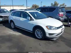 3VWM17AU7HM526205 2017 VOLKSWAGEN GOLF