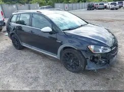 3VWM17AU8HM542087 2017 VOLKSWAGEN GOLF