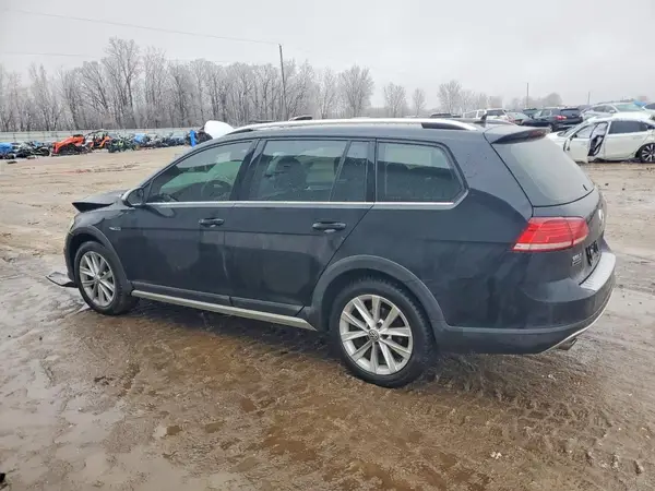 3VWM17AU8KM514765 2019 VOLKSWAGEN GOLF - Image 2