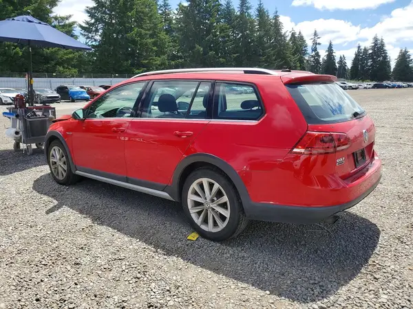 3VWM17AU9HM526920 2017 VOLKSWAGEN GOLF - Image 2
