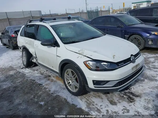 3VWM17AU9JM766605 2018 VOLKSWAGEN GOLF - Image 1