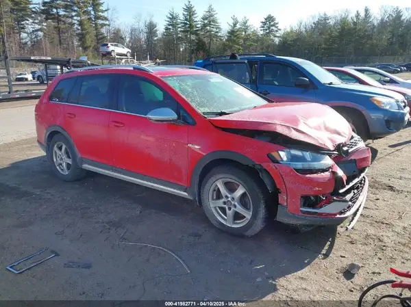 3VWM17AUXKM510779 2019 VOLKSWAGEN GOLF - Image 1