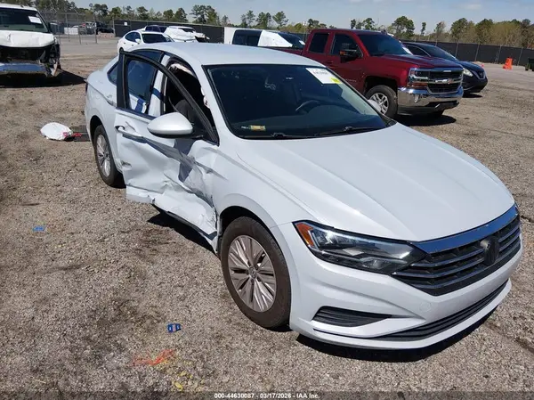 3VWN57BU0KM093647 2019 VOLKSWAGEN JETTA - Image 1