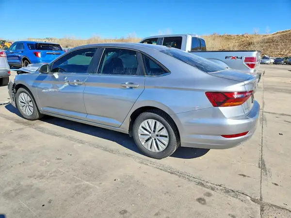 3VWN57BU0KM213446 2019 VOLKSWAGEN JETTA - Image 2
