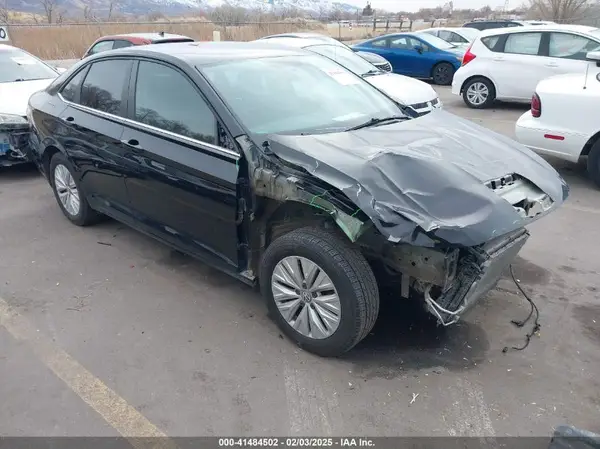 3VWN57BU1KM018794 2019 VOLKSWAGEN JETTA - Image 1
